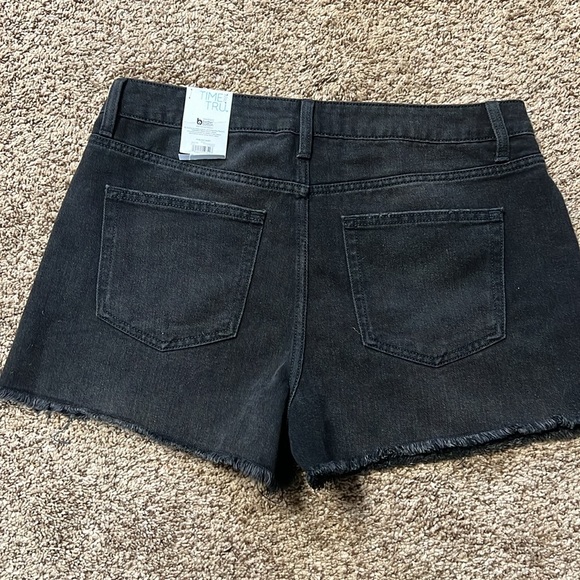 New women’s high rise shorts size 12 by Time and Tru - Picture 2 of 5